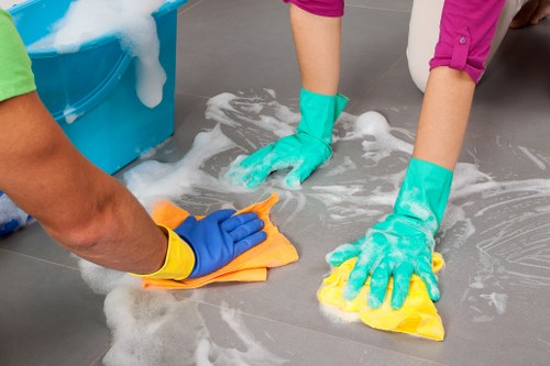 Professional move in cleaning for a Highbury home kitchen